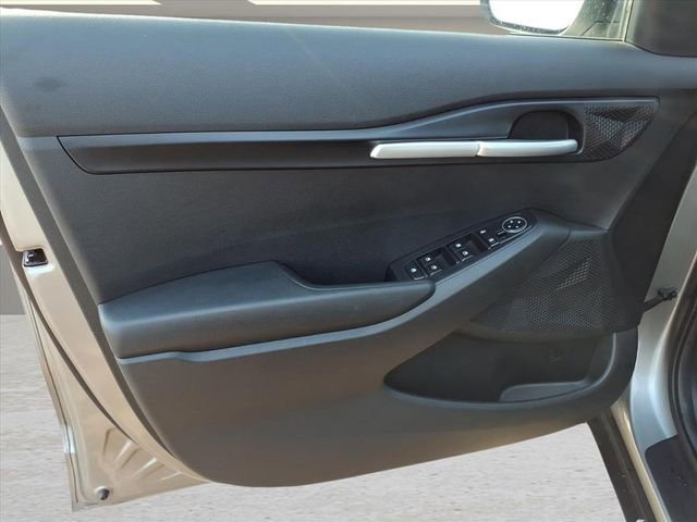 Used 2023 Kia Seltos LX image 13