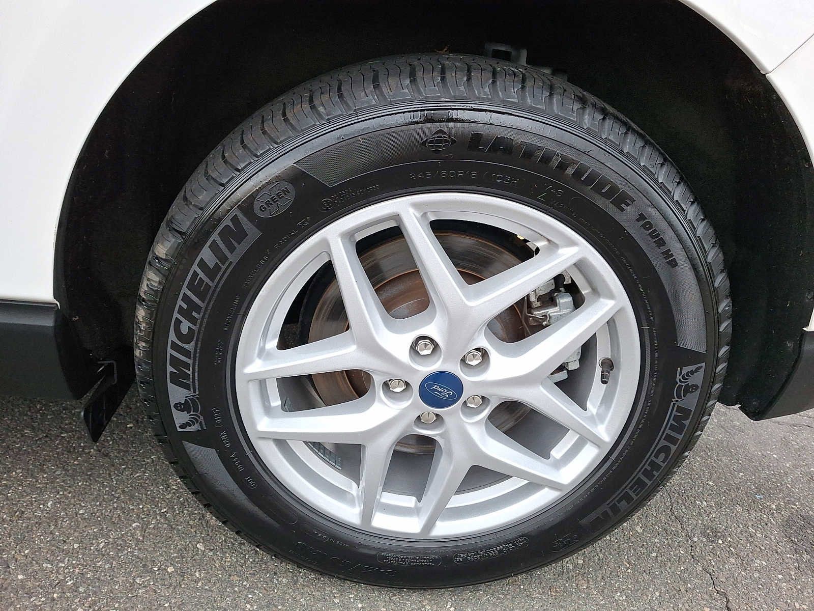 Used 2022 Ford Edge SEL w/ Convenience Package image 7