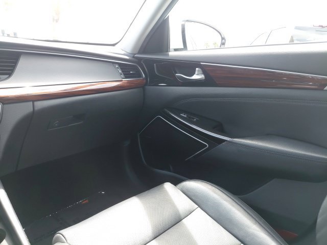 Used 2019 Kia Cadenza Technology FWD image 16
