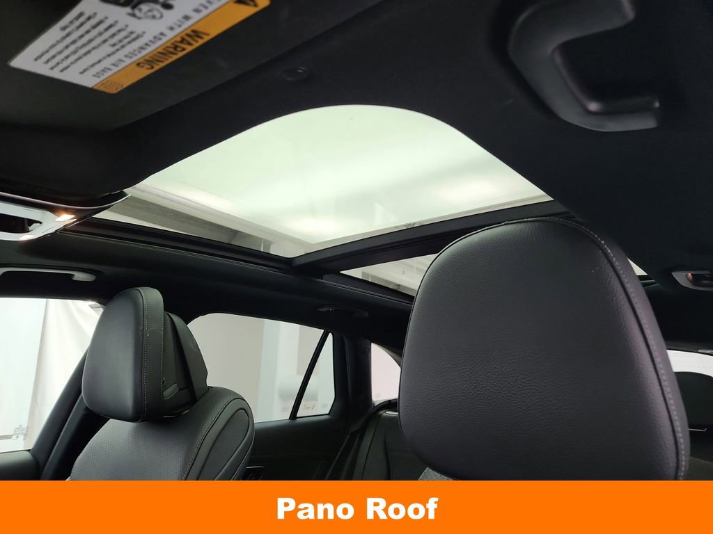 Used 2024 Mercedes-Benz GLC 300 4MATIC w/ Advanced USB Package image 12