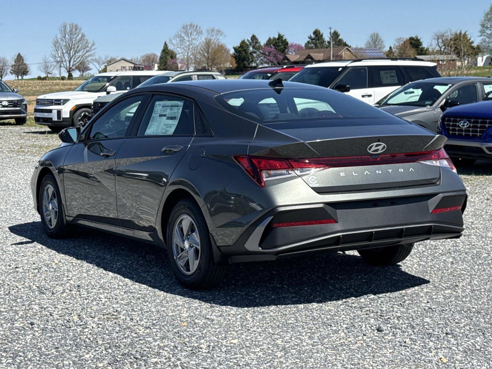 New 2026 Hyundai Elantra SE FWD image 14