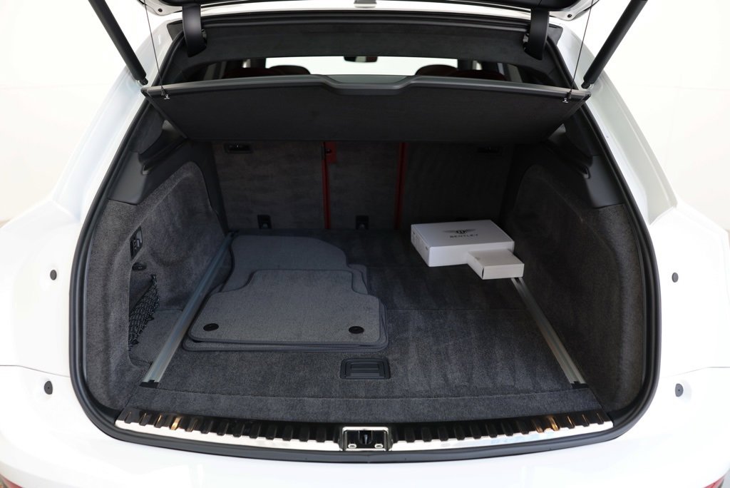 New 2024 Bentley Bentayga image 14