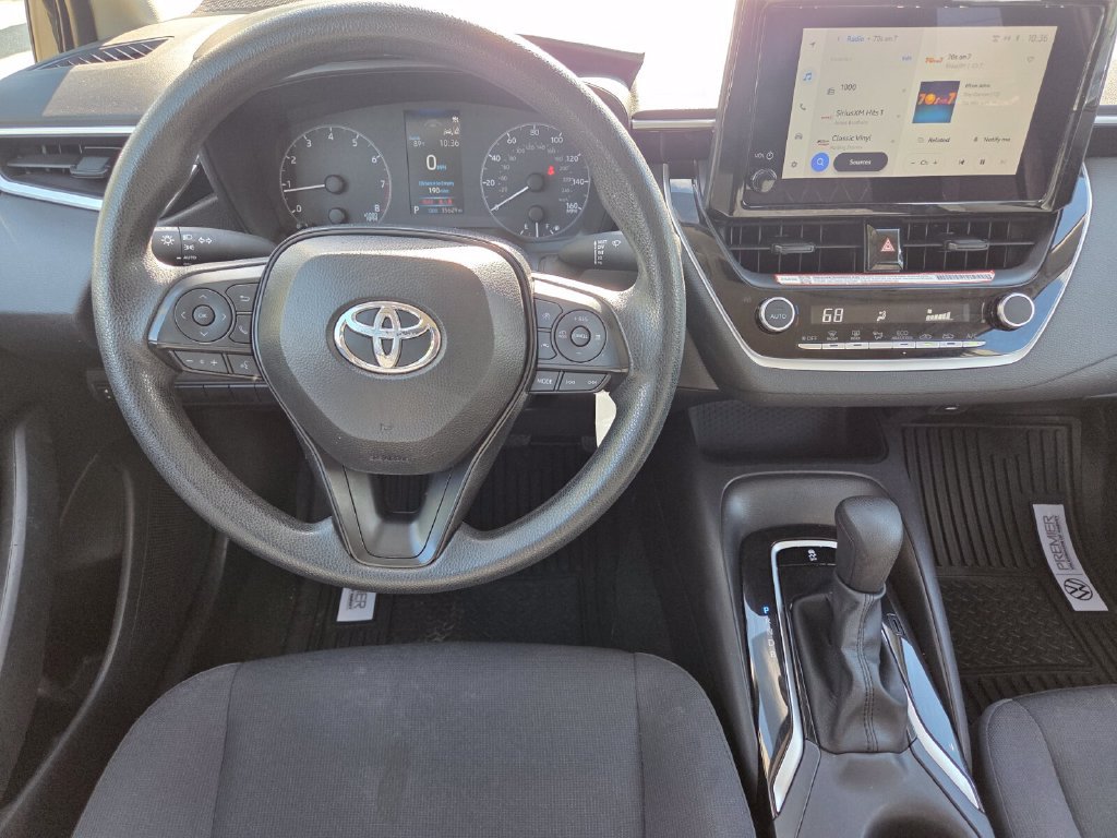 Used 2025 Toyota Corolla LE FWD image 21