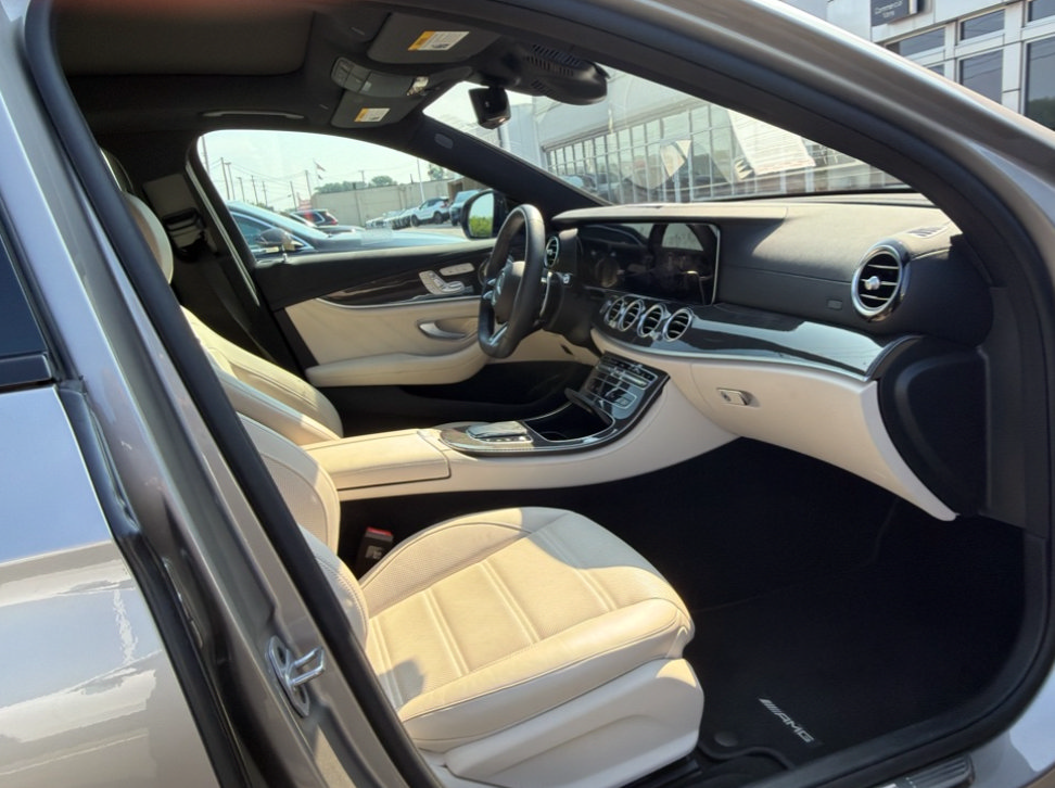Certified 2023 Mercedes-Benz E 53 AMG 4MATIC Sedan image 2