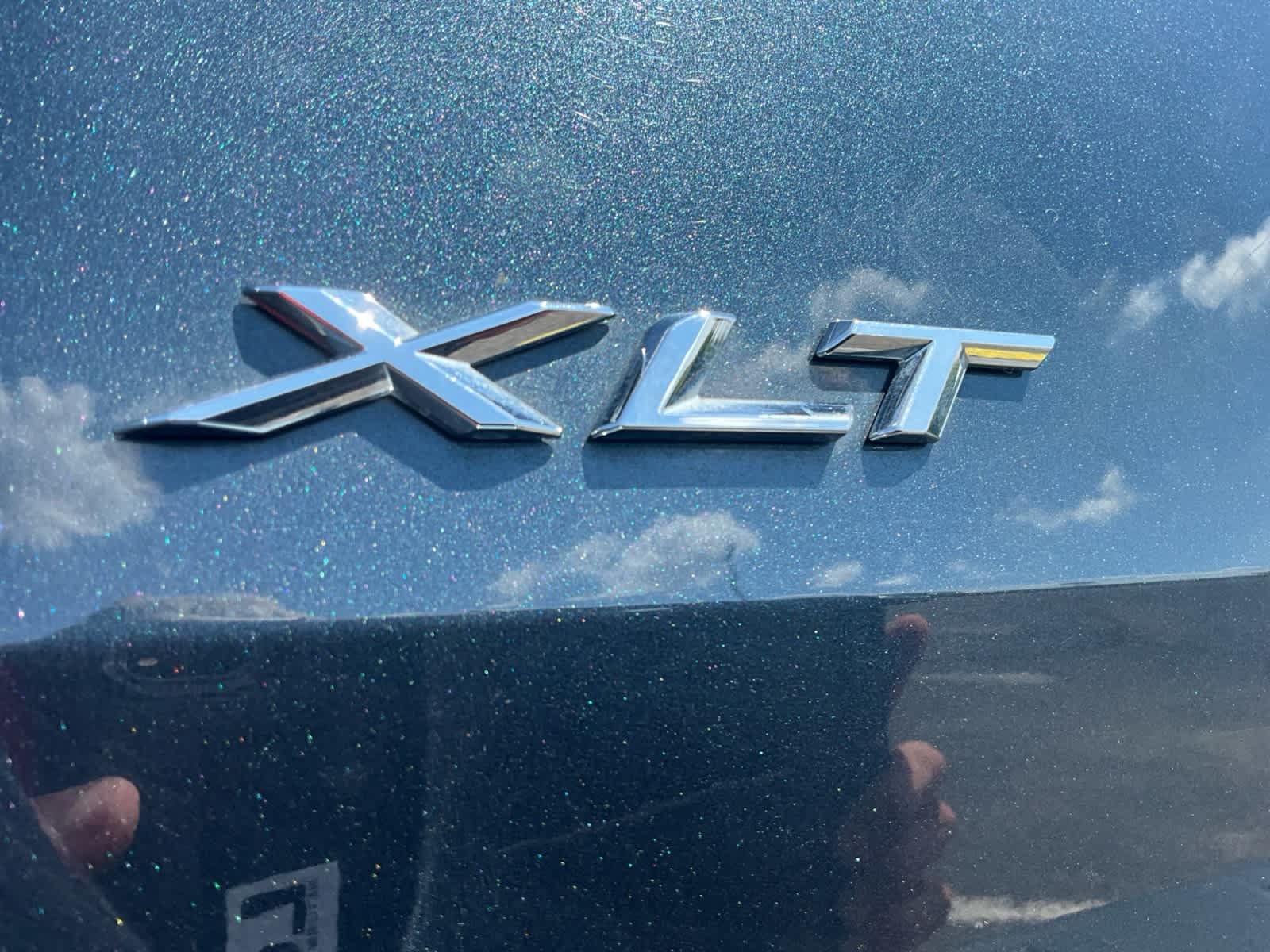 Used 2022 Ford Explorer XLT w/ Class IV Trailer Tow Package AWD/4WD image 24