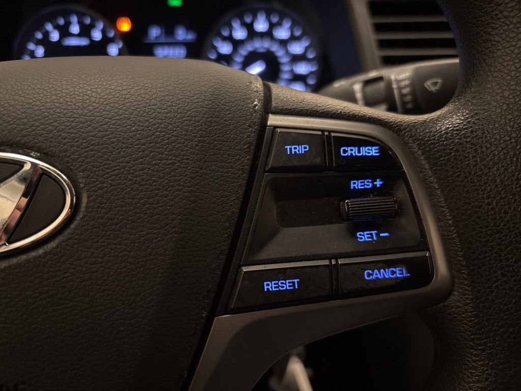 Used 2018 Hyundai Elantra SE w/ Cargo Package image 14