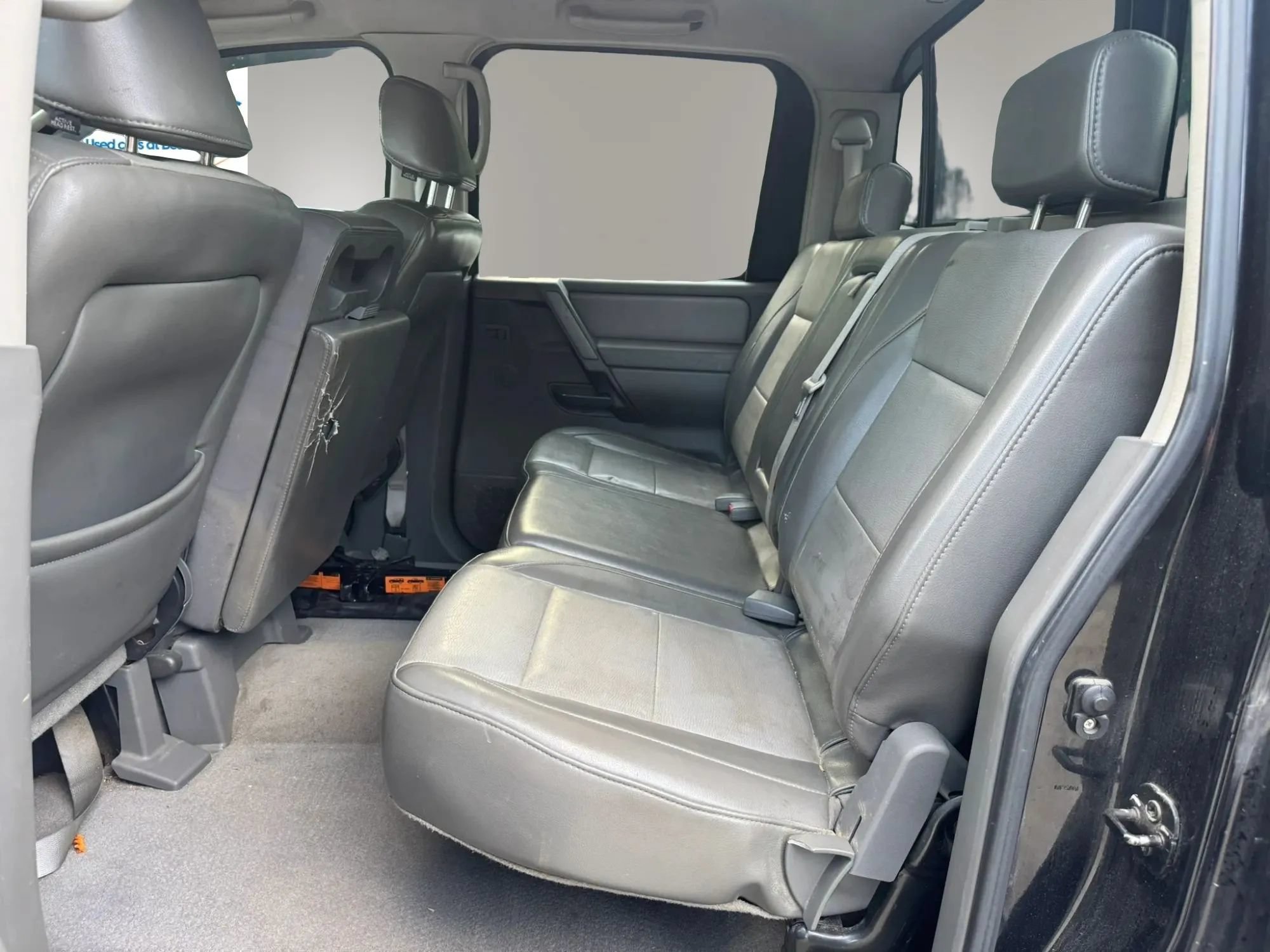 Used 2005 Nissan Titan LE AWD/4WD image 18