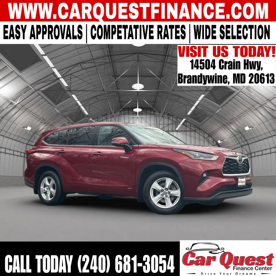 Used 2021 Toyota Highlander LE image 1