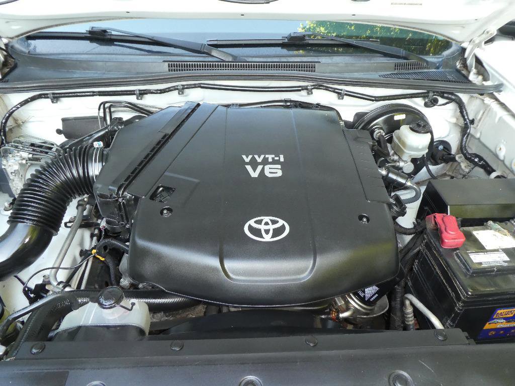 Used 2010 Toyota Tacoma PreRunner RWD image 16