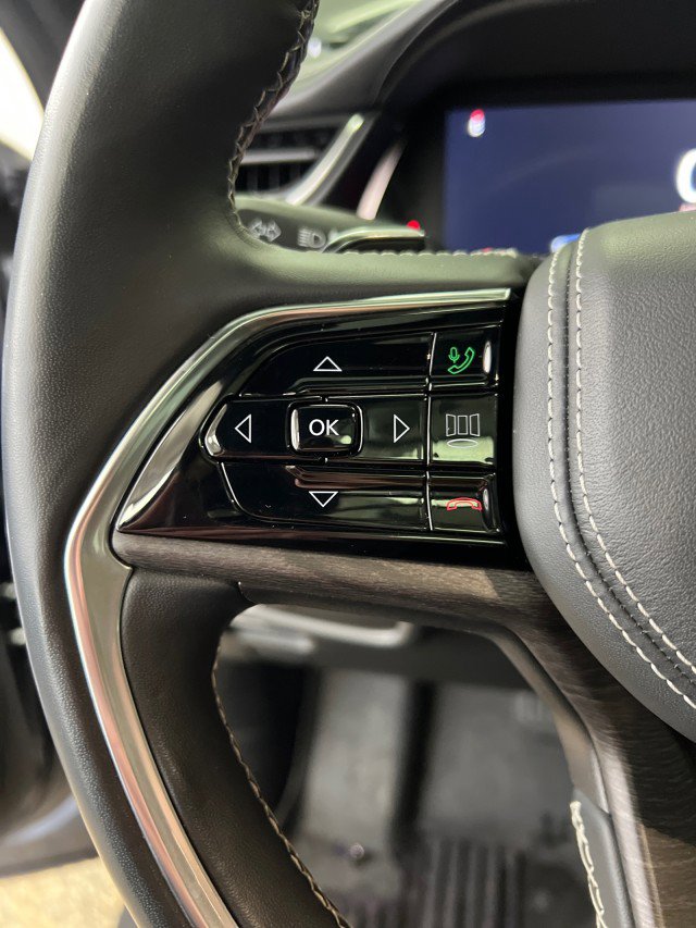 Used 2021 Jeep Grand Cherokee L Overland w/ Luxury Tech Group IV image 30