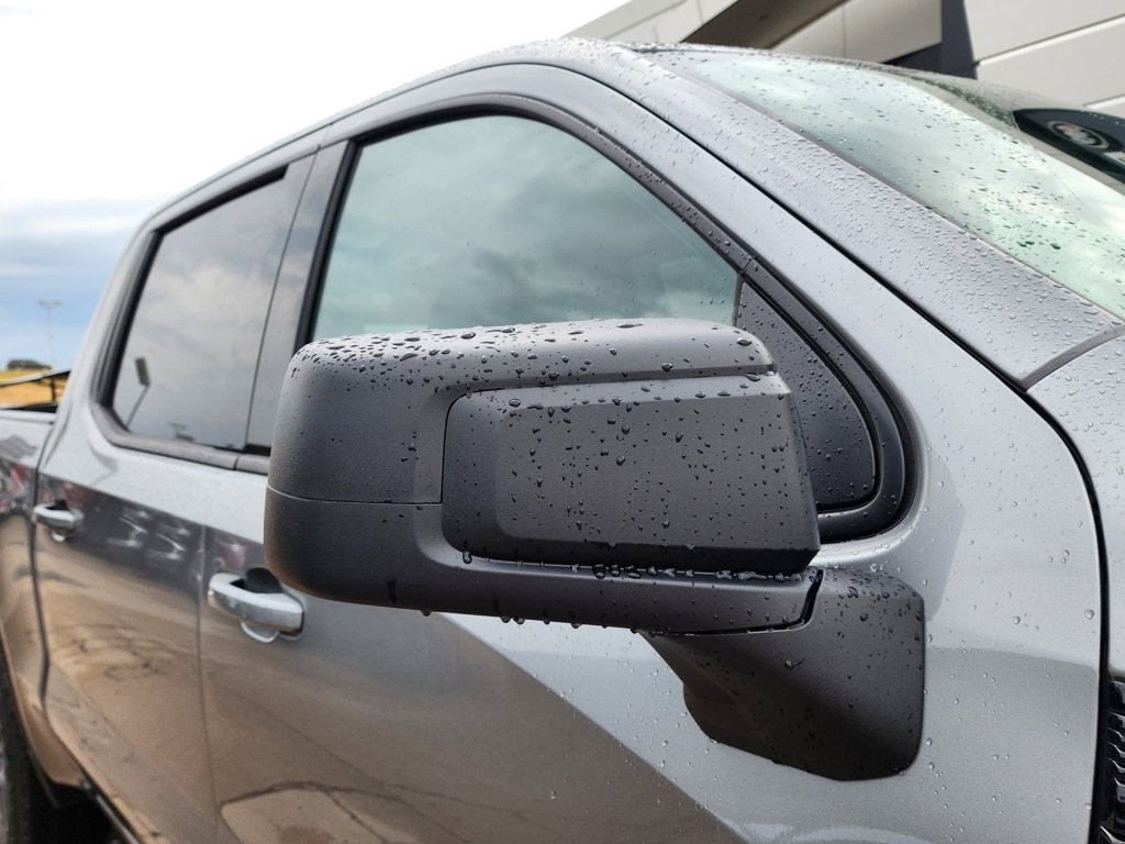 New 2026 GMC Sierra 1500 Elevation image 12