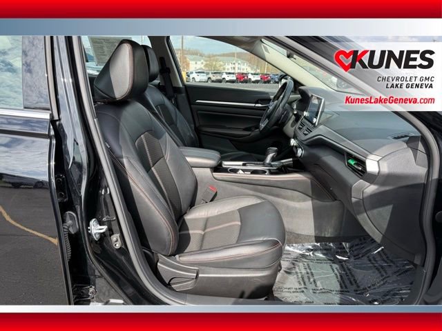 Used 2024 Nissan Altima 2.5 SR FWD image 20