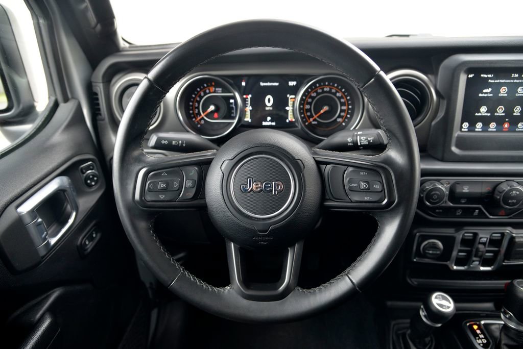 Used 2022 Jeep Gladiator Sport AWD/4WD image 18