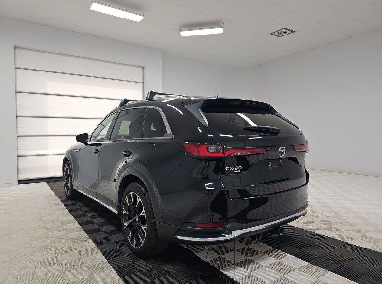 Used 2024 MAZDA CX-90 Plug-In Hybrid w/ Premium Plus AWD/4WD image 8