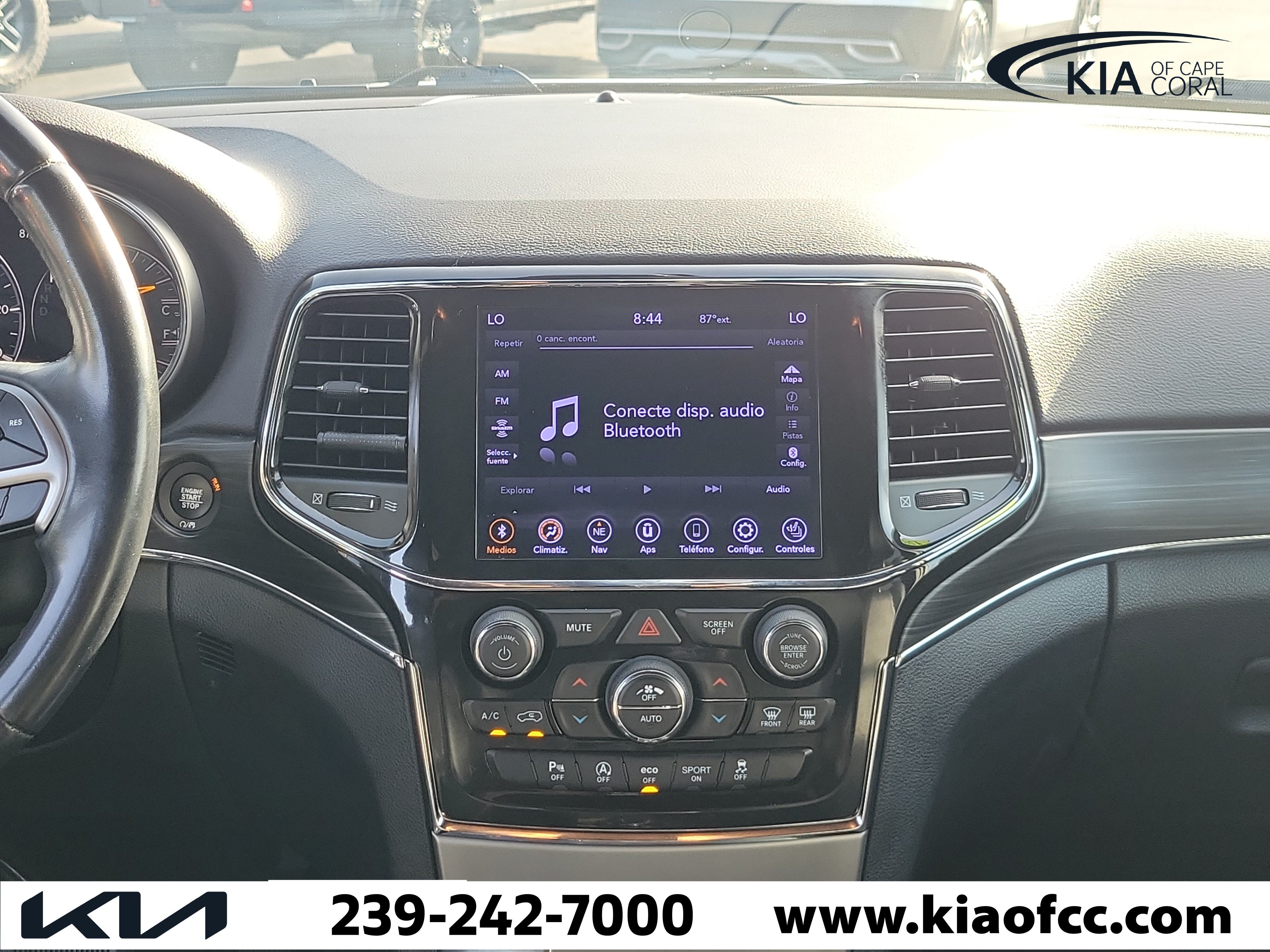 Used 2021 Jeep Grand Cherokee Limited AWD/4WD image 21