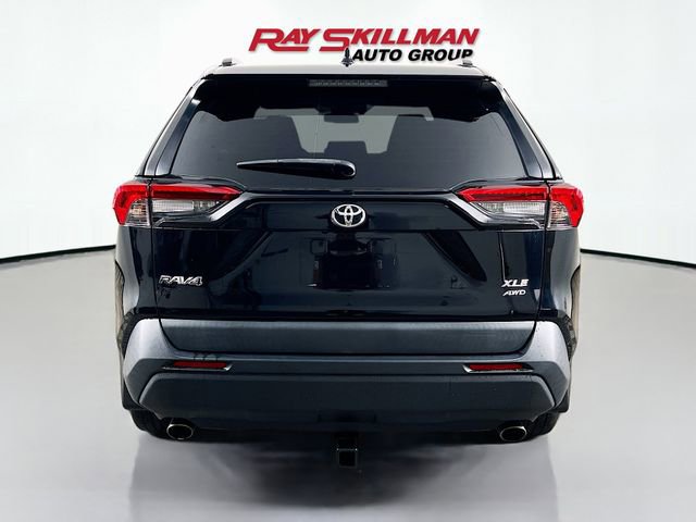 Used 2021 Toyota RAV4 XLE Premium AWD/4WD image 6