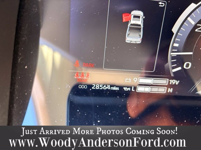Used 2024 Toyota Tundra Limited AWD/4WD image 15