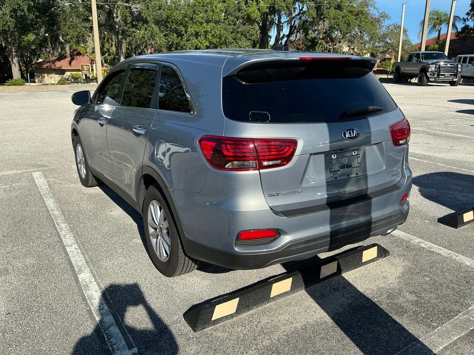 Used 2020 Kia Sorento L FWD image 9
