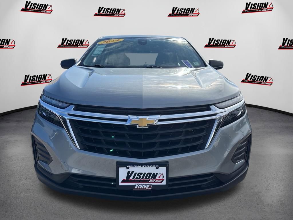 Used 2024 Chevrolet Equinox LS FWD image 21