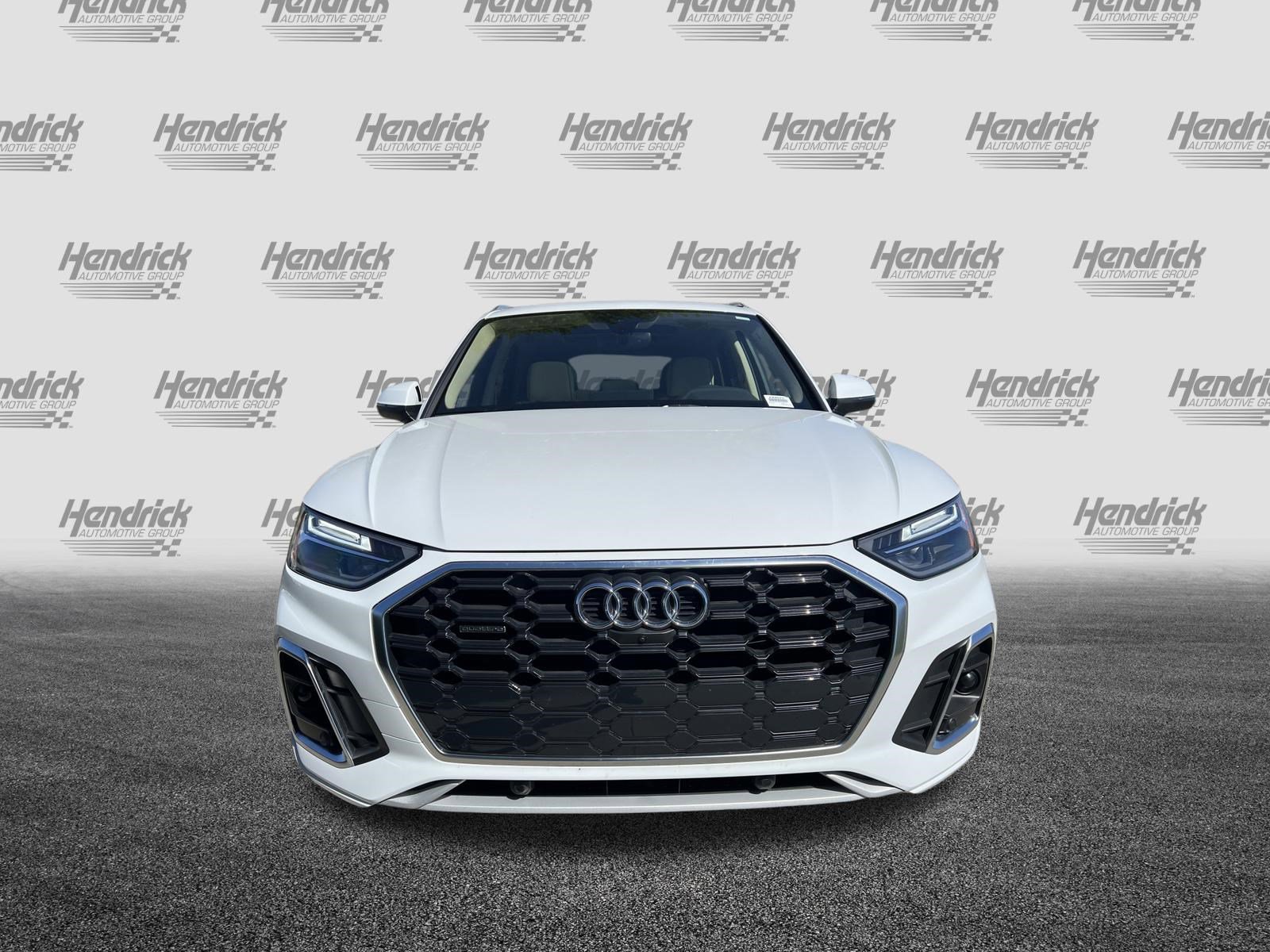 Certified 2023 Audi Q5 2.0T Premium Plus w/ Premium Plus Package AWD/4WD image 3