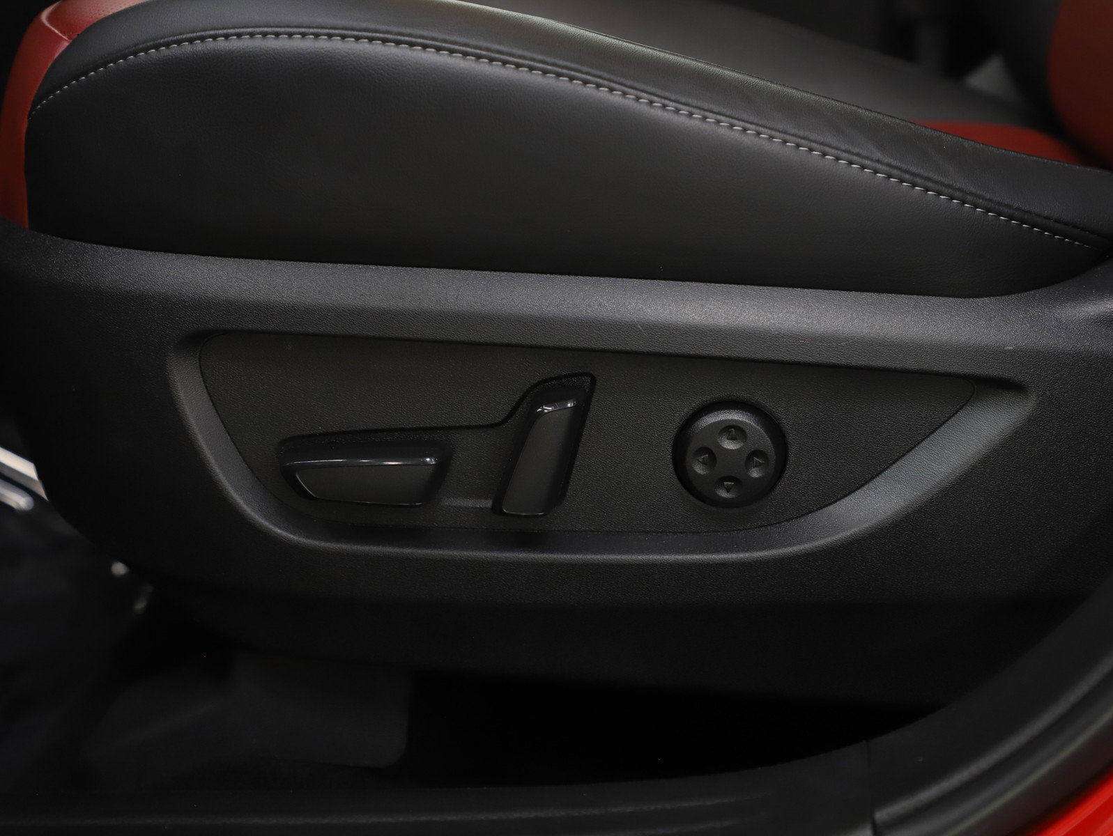Used 2025 INFINITI QX55 Sensory AWD/4WD image 29