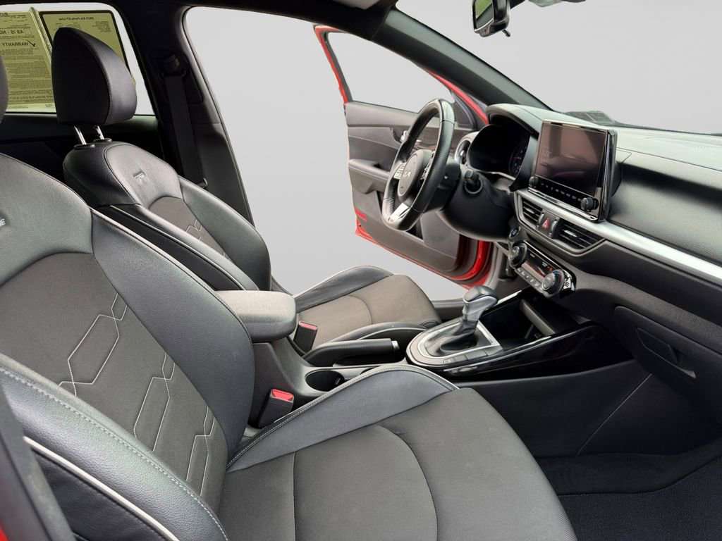 Certified 2023 Kia Forte GT-Line FWD image 17