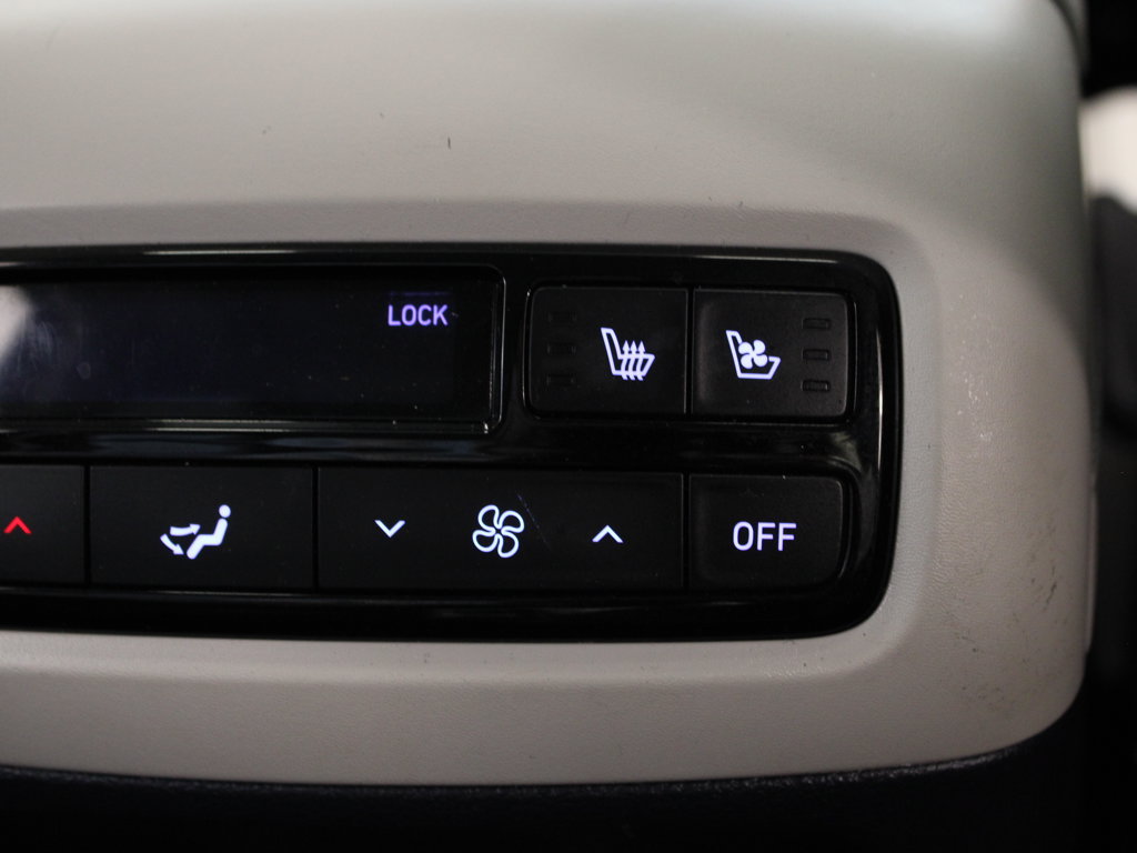 Used 2024 Hyundai Palisade Limited FWD image 37