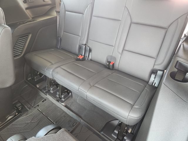 Used 2026 Chevrolet Tahoe Z71 w/ Z71 Off-Road Package AWD/4WD image 34
