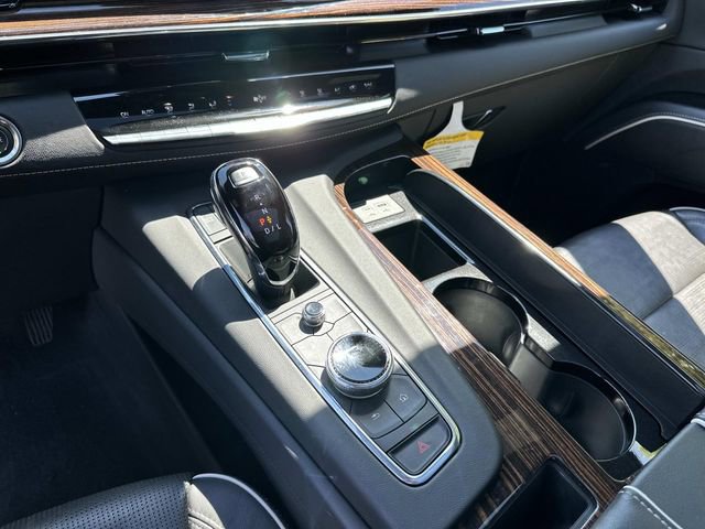 Used 2023 Cadillac Escalade Premium Luxury w/ LPO, Floor Liner Package AWD/4WD image 26