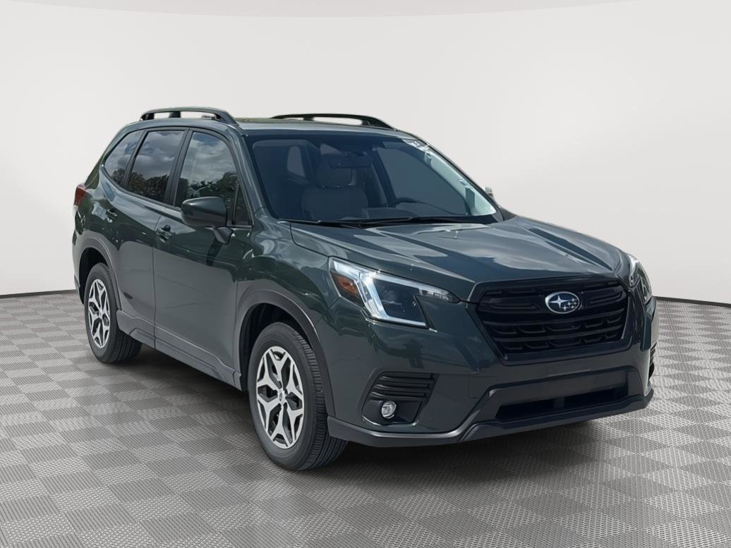 Certified 2024 Subaru Forester Premium AWD/4WD image 1