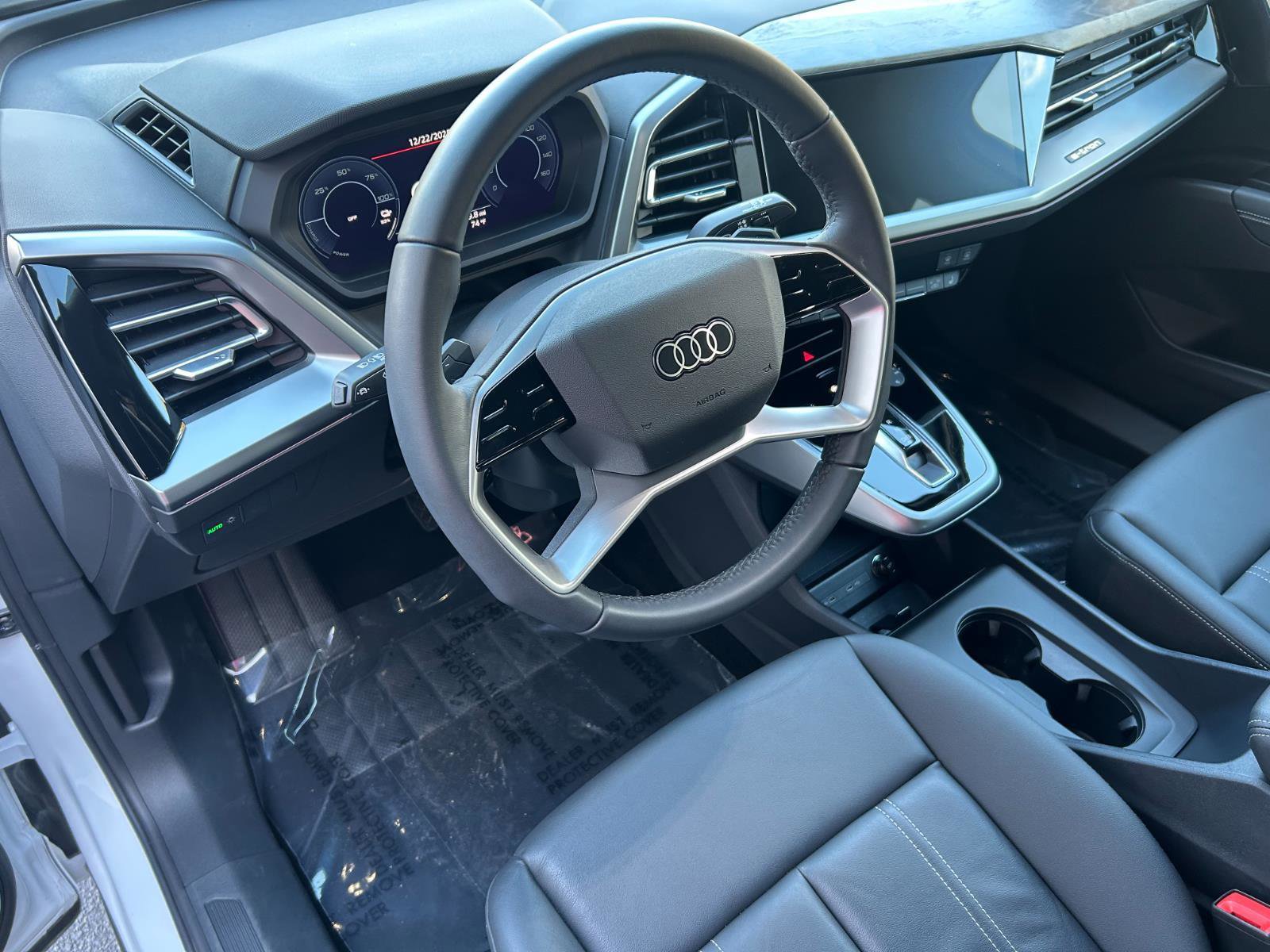 Certified 2025 Audi Q4 e-tron Premium Plus w/ Premium Plus image 18