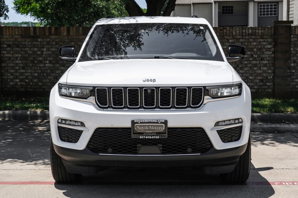 Used 2023 Jeep Grand Cherokee Limited w/ Luxury Tech Group II AWD/4WD image 10