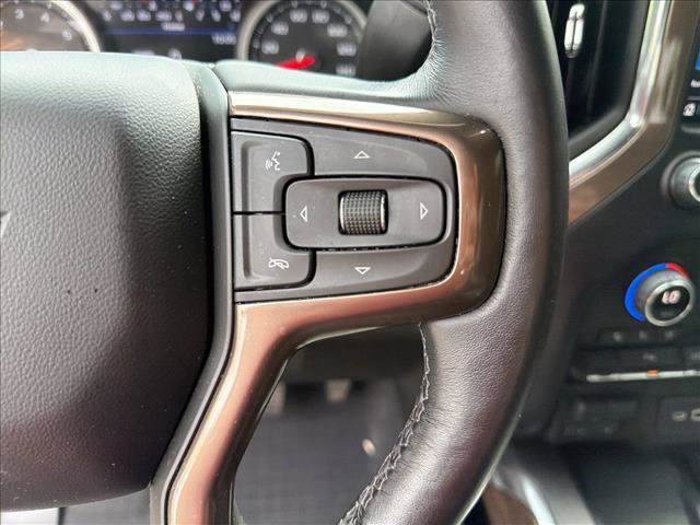 Used 2022 Chevrolet Silverado 1500 High Country w/ LPO, Dark Essentials Package AWD/4WD image 16