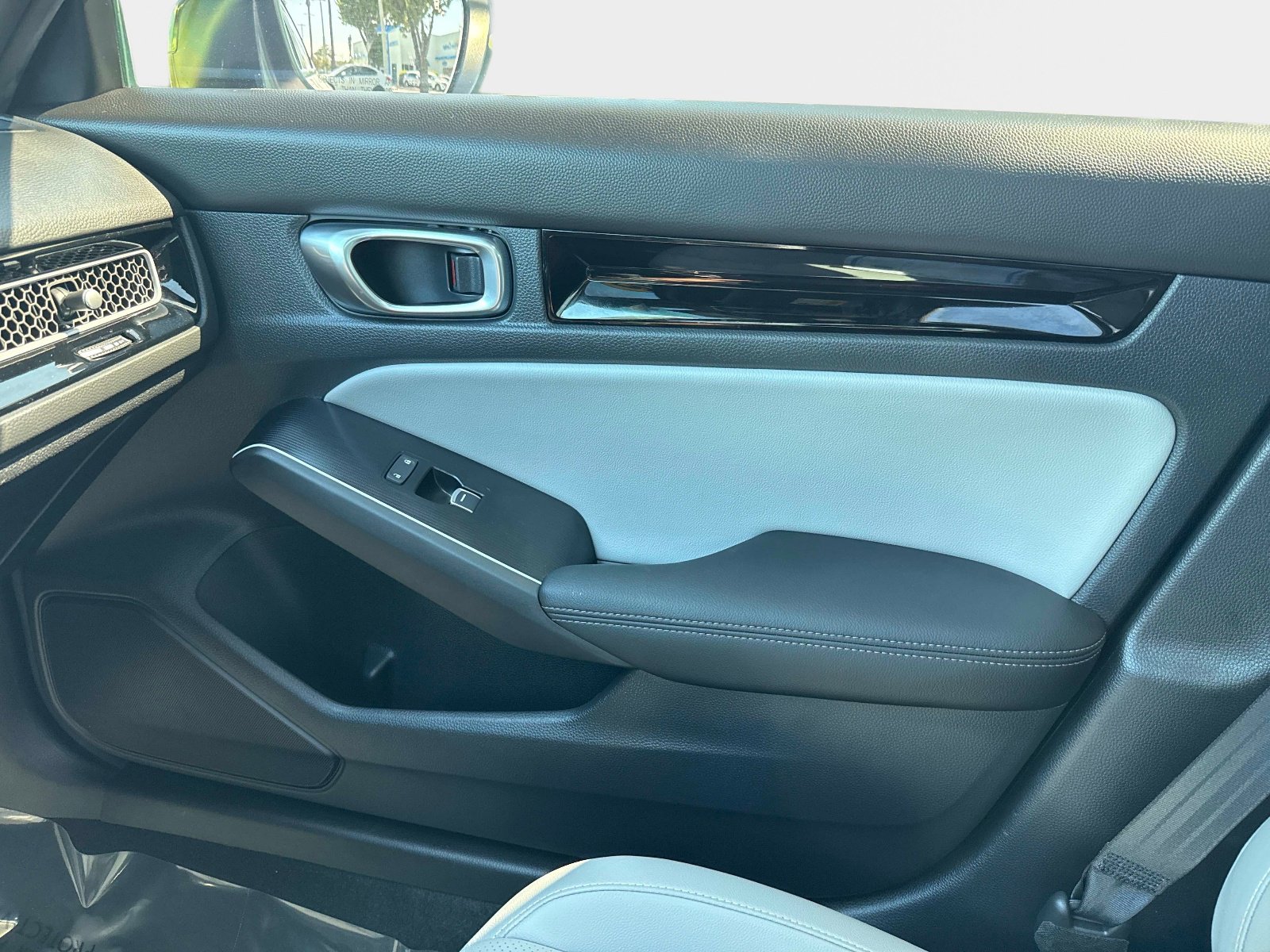 Certified 2025 Honda Civic Sport Touring image 21