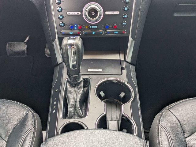 Used 2019 Ford Explorer Limited w/ Class II Trailer Tow Package FWD image 18