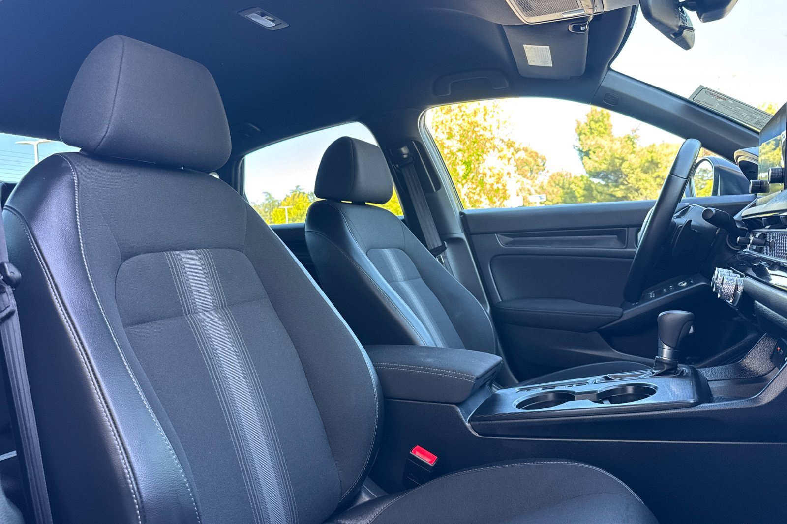 Used 2025 Honda Civic Sport image 25