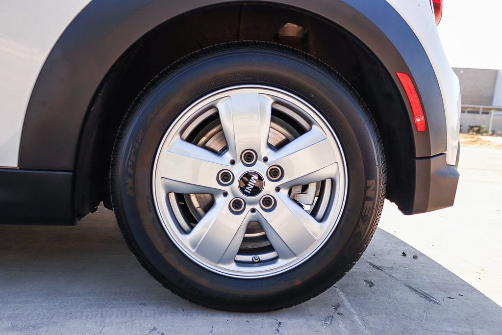 Used 2024 MINI Cooper 2-Door Hardtop FWD image 14