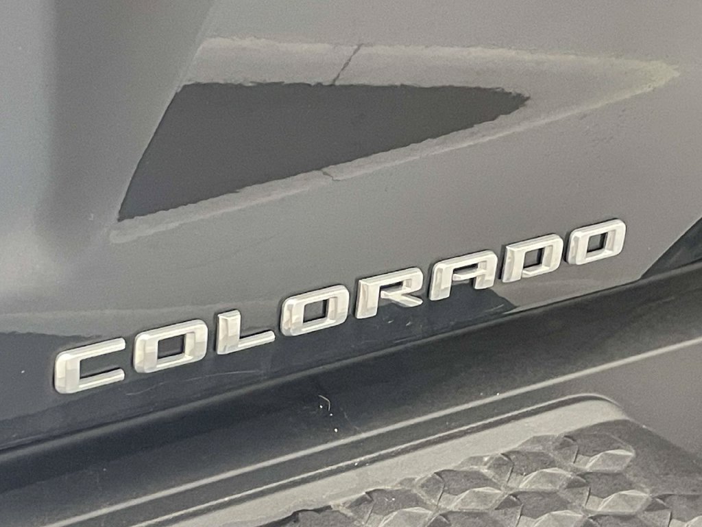 Used 2023 Chevrolet Colorado ZR2 w/ ZR2 Convenience Package III AWD/4WD image 12