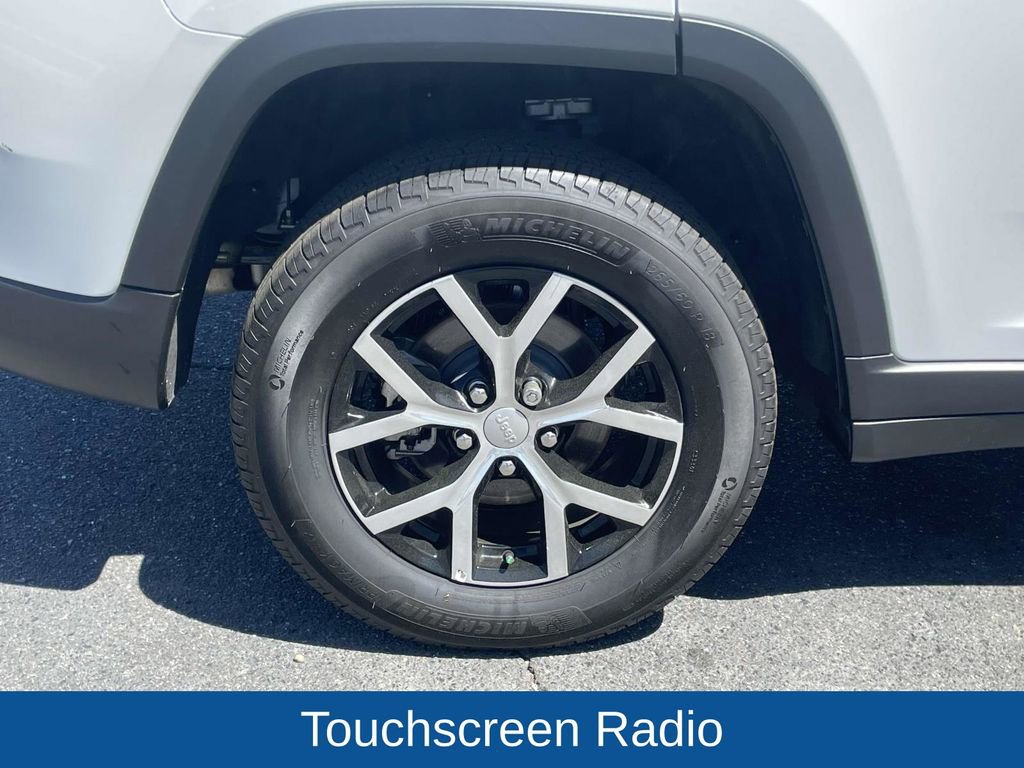 Certified 2025 Jeep Grand Cherokee Limited image 14