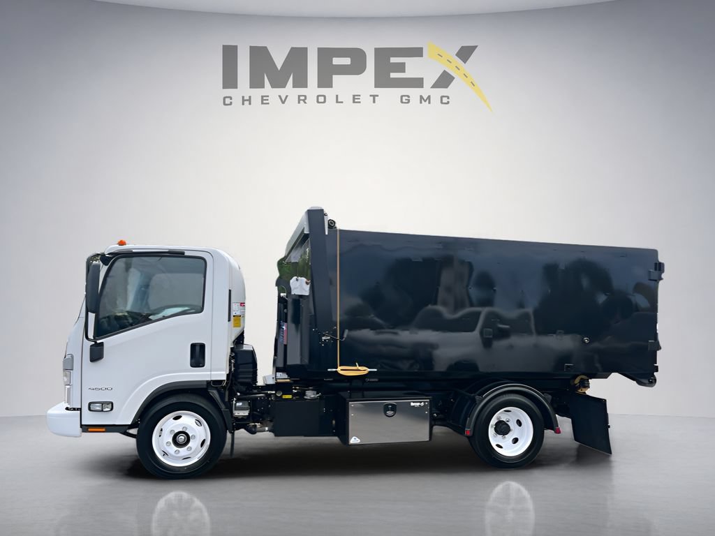 Used 2024 Chevrolet Low Cab Forward RWD image 2