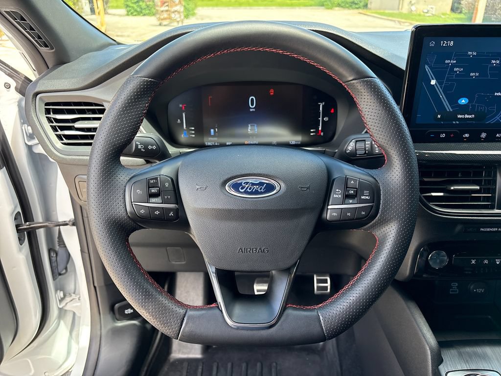 Certified 2023 Ford Escape ST-Line w/ Tech Pack #1 FWD image 17