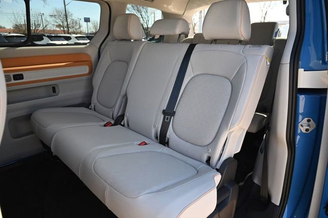 New 2025 Volkswagen ID. Buzz 1st Edition AWD/4WD image 18