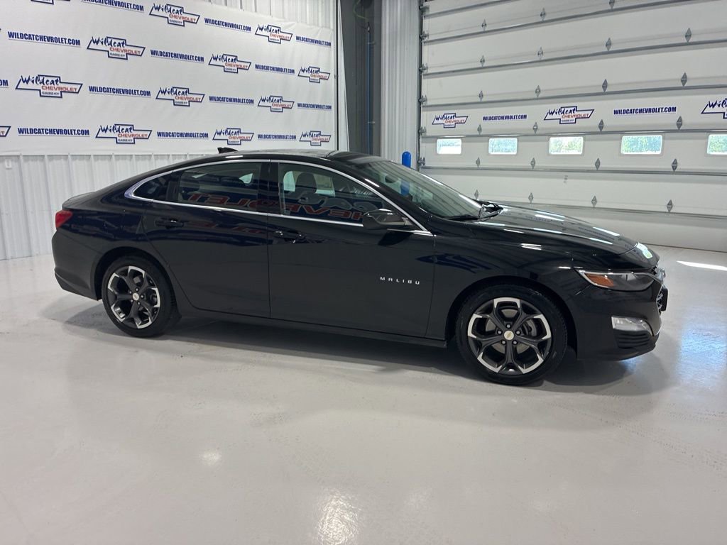 Used 2023 Chevrolet Malibu LT FWD image 7