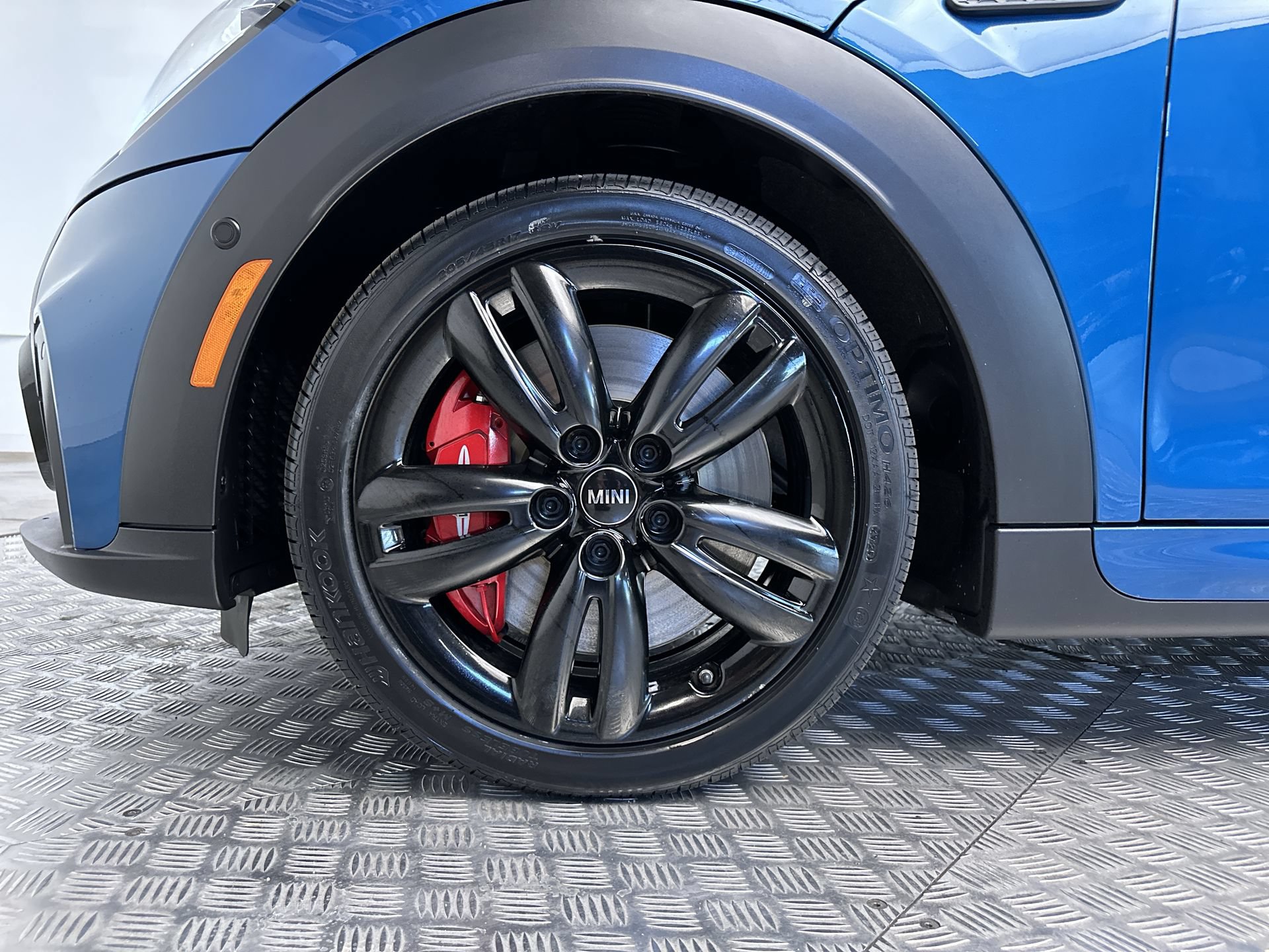 Used 2024 MINI Cooper John Cooper Works FWD image 28