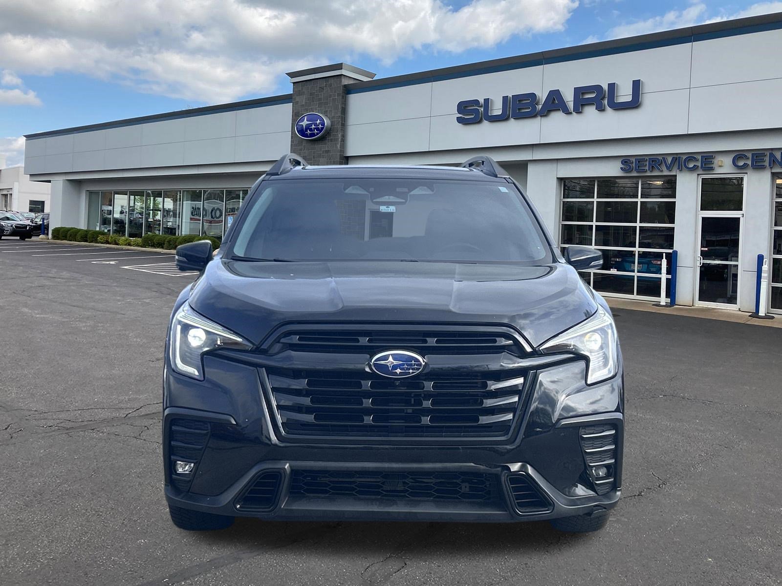 Used 2023 Subaru Ascent Onyx Edition Limited image 2