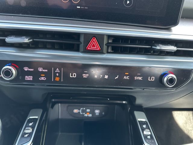 Certified 2025 Kia Sorento SX Prestige image 45