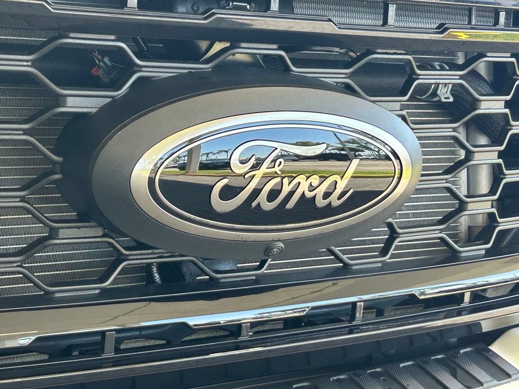 New 2026 Ford F250 Lariat w/ Black Appearance Package AWD/4WD image 23