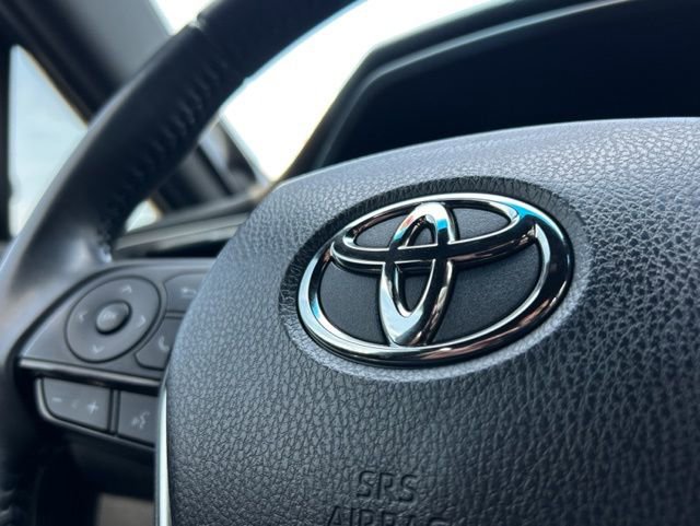 Used 2023 Toyota Venza XLE image 39