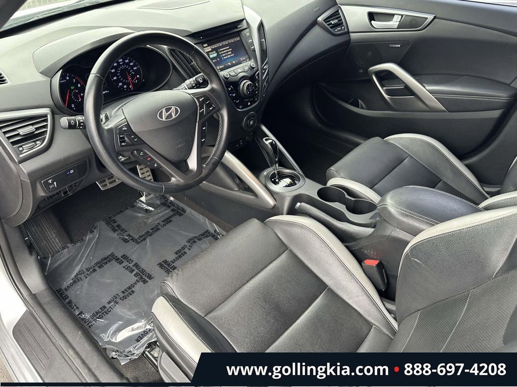 Used 2016 Hyundai Veloster Turbo FWD image 11