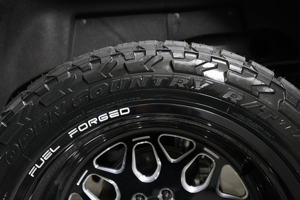 Used 2025 GMC Sierra 2500 Denali Ultimate image 48